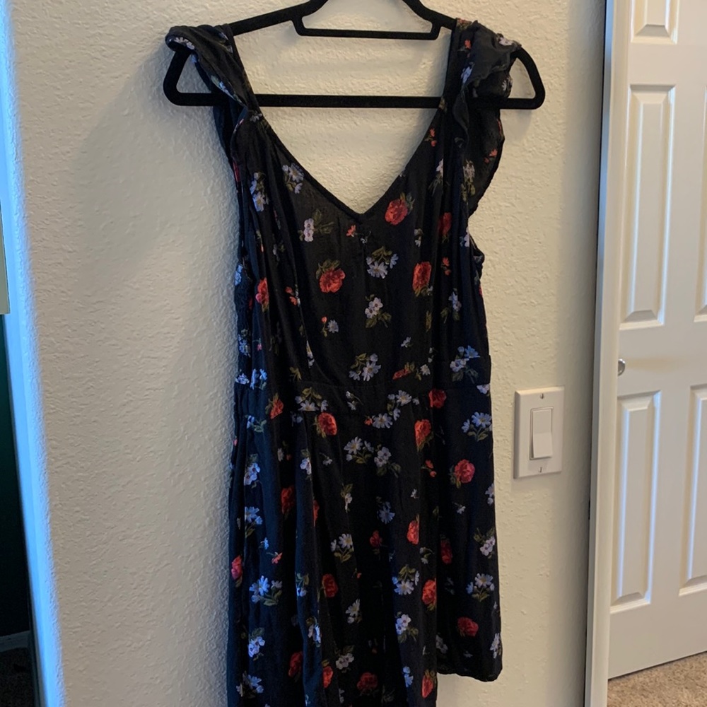 American Eagle Floral Romper